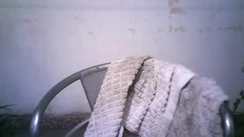 Snapshot of keny06 chatting on 12/18/24, 06:32 keny06 online show from 12/18/24, 06:32