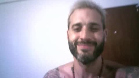 Snapshot of keny06 chatting on 02/13/25, 03:18 keny06 online show from 02/13/25, 03:18