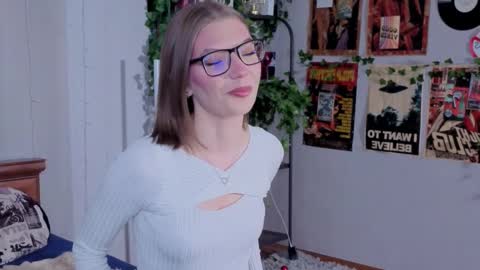 Lisa online show from 01/17/26, 09:03