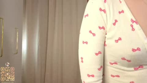 Lisa online show from 04/20/26, 07:04