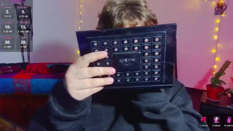 Kenzie online show from 03/08/26, 04:27