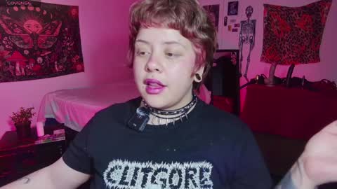 Kenzie online show from 04/05/26, 06:43