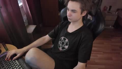 Looking for a moderator I PVT IS OPEN online show from 03/05/26, 11:06