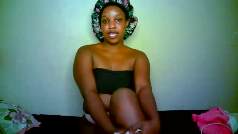 kering_lovly online show from 09/20/25, 11:06