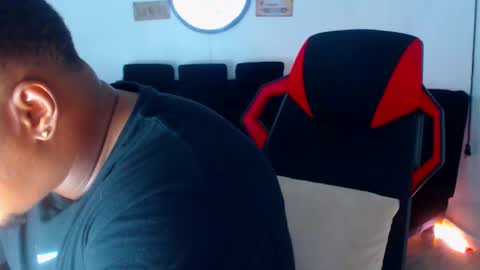 Snapshot of kerlinn2711 chatting on 06/07/26, 10:02 dany wolf002 online show from 06/07/26, 10:02