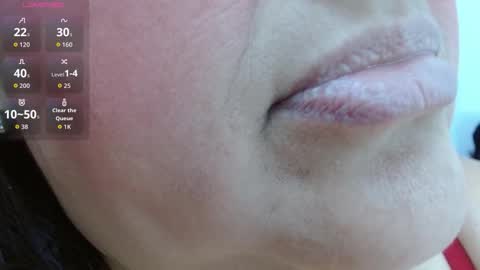 Snapshot of kerly_doll chatting on 05/11/26, 01:17 K E R L Y online show from 05/11/26, 01:17