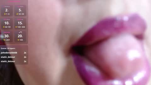 Snapshot of kerly_doll chatting on 05/11/26, 02:45 K E R L Y online show from 05/11/26, 02:45