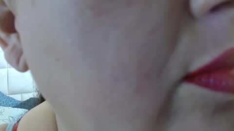 Snapshot of kerly_doll chatting on 05/15/26, 08:49 K E R L Y online show from 05/15/26, 08:49