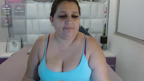 Snapshot of kerly_doll chatting on 05/16/26, 09:50 K E R L Y online show from 05/16/26, 09:50