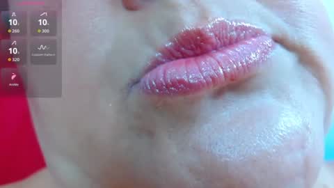 Snapshot of kerly_doll chatting on 06/24/26, 05:23 K E R L Y online show from 06/24/26, 05:23