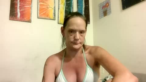Snapshot of keroseneangel chatting on 07/10/26, 11:40 KeroseneAngel online show from 07/10/26, 11:40