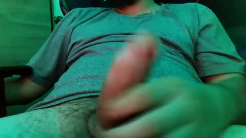 Snapshot of kerry_flotecrc chatting on 12/05/24, 04:42 KerryFlote online show from 12/05/24, 04:42