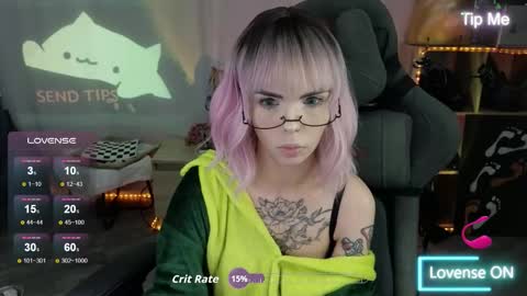 Snapshot of kerry_kirk chatting on 11/19/25, 09:59 Kerry online show from 11/19/25, 09:59