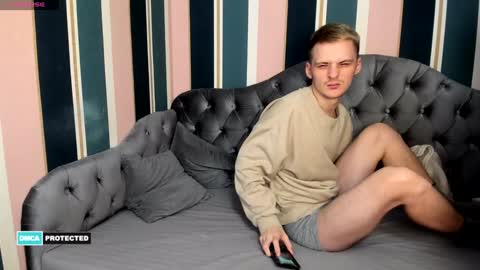 kerry_niki online show from 01/24/25, 04:48