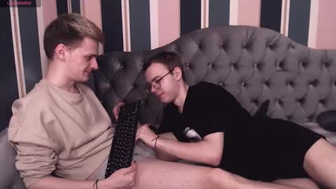 kerry_niki online show from 03/02/25, 06:27