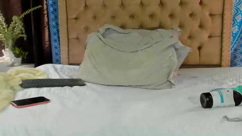 Kery Hillson online show from 12/14/24, 01:49