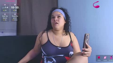 Snapshot of kesha_rosse_ chatting on 05/20/26, 07:14 KESHA online show from 05/20/26, 07:14