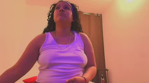 Snapshot of kesha_rosse_ chatting on 06/03/26, 07:55 KESHA online show from 06/03/26, 07:55