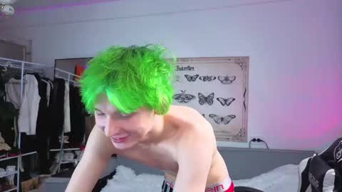 Kessy online show from 11/17/25, 09:42