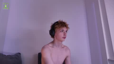 Snapshot of kessy_white chatting on 07/14/26, 08:36 Kessy online show from 07/14/26, 08:36