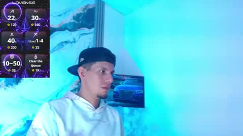 Snapshot of kevin__max_ chatting on 06/17/26, 03:09 Kev online show from 06/17/26, 03:09