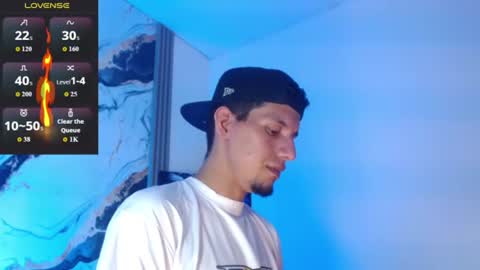 Snapshot of kevin__max_ chatting on 06/29/26, 07:14 Kev online show from 06/29/26, 07:14