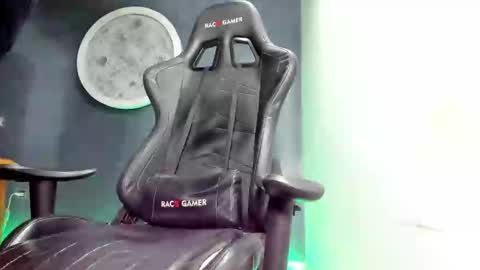 Kevin online show from 12/31/24, 02:29