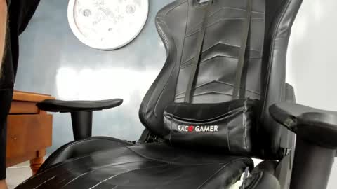 Kevin online show from 01/27/25, 04:33