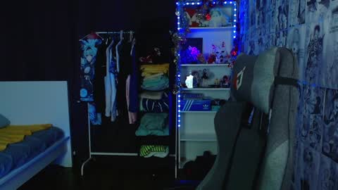 Snapshot of kevin_joestar chatting on 01/17/25, 01:47 Kevin online show from 01/17/25, 01:47