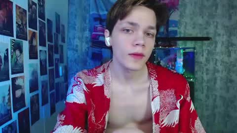 Kevin online show from 04/22/26, 04:04