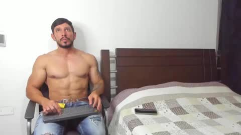 kevin_malone22 online show from 03/03/25, 02:36