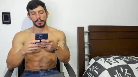 kevin_malone22 online show from 04/14/26, 10:16