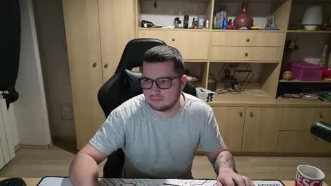 Kevinn online show from 03/12/26, 08:59