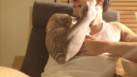 Kevin online show from 04/11/26, 11:42