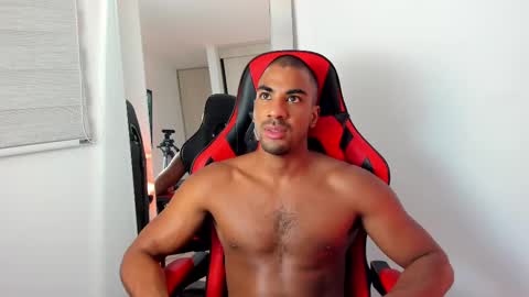 sebastian online show from 03/05/25, 01:21