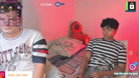 Snapshot of kevinxlvx chatting on 01/03/25, 01:38 kevin and ottis online show from 01/03/25, 01:38