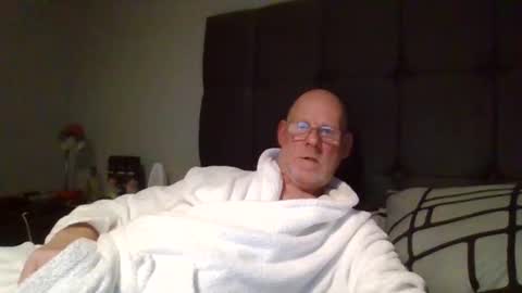 Snapshot of kevlooking4sez chatting on 02/27/25, 11:48 kevlooking4sez online show from 02/27/25, 11:48