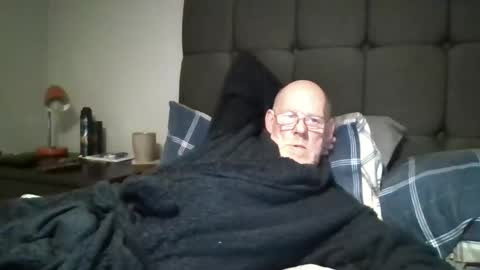 Snapshot of kevlooking4sez chatting on 02/27/26, 01:49 kevlooking4sez online show from 02/27/26, 01:49