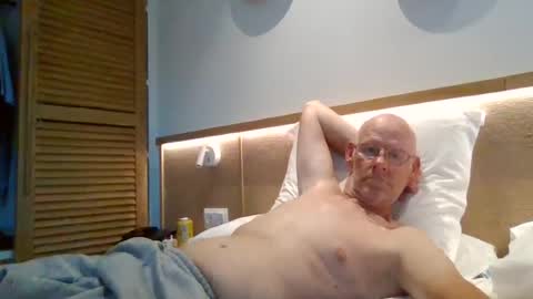 kevlooking4sez online show from 08/01/26, 01:54
