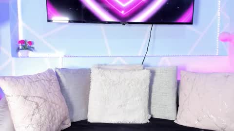 Keyla noa online show from 09/11/25, 07:58