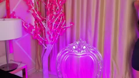 Keyla noa online show from 07/15/26, 11:37