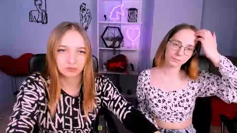 Keylas online show from 12/18/25, 01:06