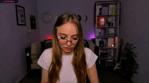 Keylas online show from 04/21/26, 05:58