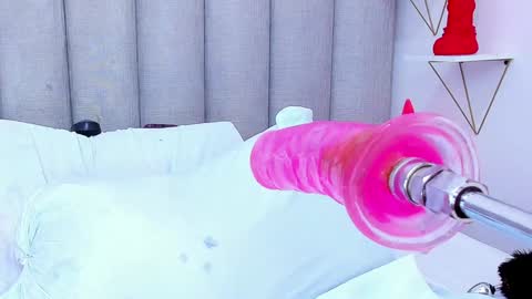 Keylla online show from 12/10/24, 11:40