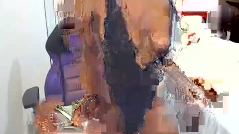 Sandy Saenz online show from 11/25/25, 11:32