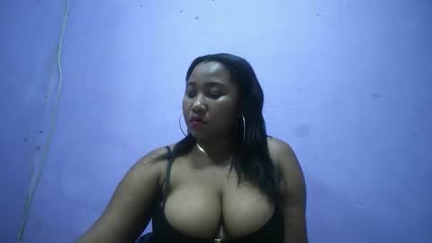 Snapshot of kezia0910 chatting on 04/18/26, 07:07 kezia0910 online show from 04/18/26, 07:07