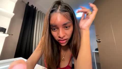 keziakinlley online show from 11/24/25, 02:00