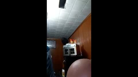 kfrost380 online show from 10/31/25, 08:43