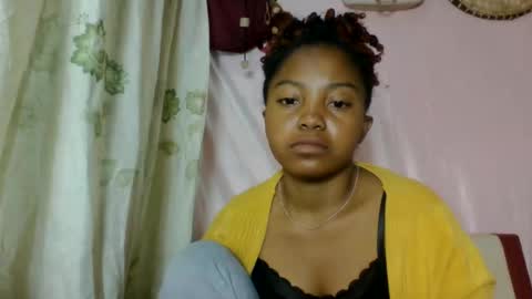 Snapshot of khaissa chatting on 05/09/26, 02:50 khaissa online show from 05/09/26, 02:50