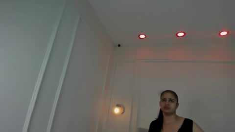 Snapshot of khaterine_hot_1 chatting on 12/15/24, 10:37 Kathe Hot online show from 12/15/24, 10:37